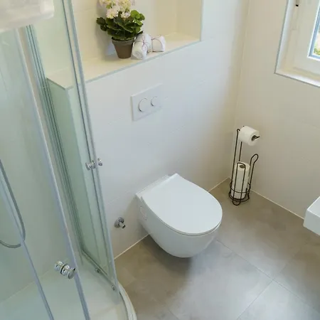 By The Sea Tucepi, Makarska - 23256 Apartamento *