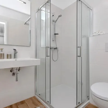 By The Sea Tucepi, Makarska - 23256 Apartamento