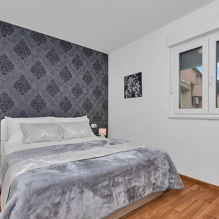 Apartamento By The Sea Tucepi, Makarska - 23256 Tučepi