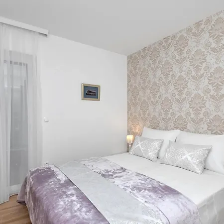 By The Sea Tucepi, Makarska - 23256 Apartamento *