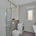 By The Sea Tucepi, Makarska - 23256 Apartment